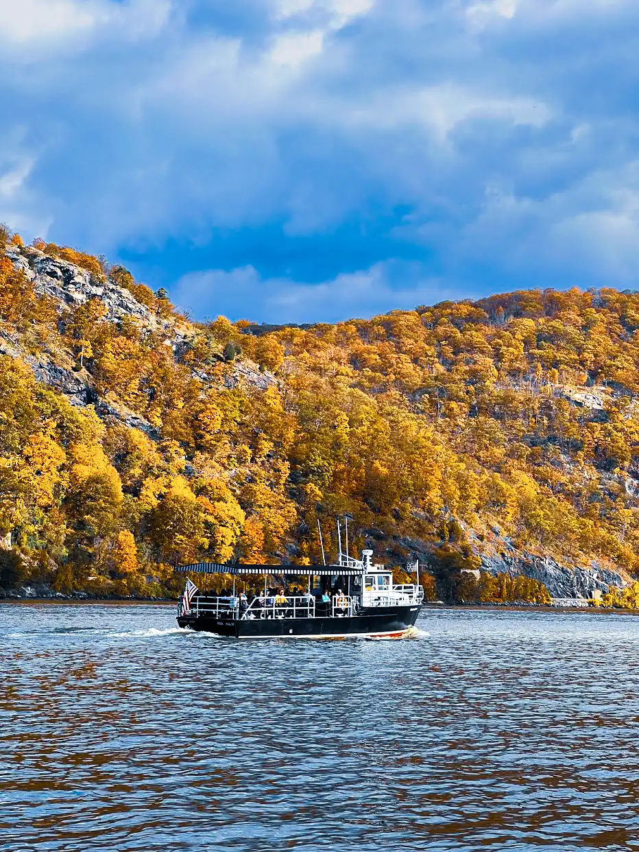 NY Boat Co Fall Foliage Cruise out of Peekskill, NY